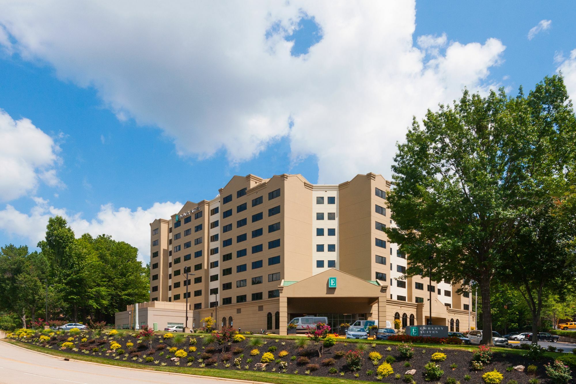 Embassy Suites By Hilton Raleigh Crabtree Extérieur photo